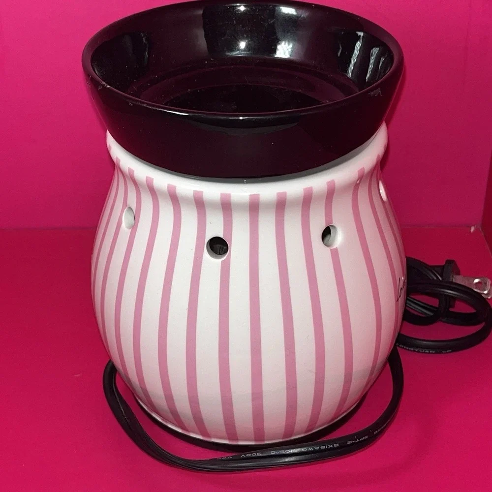 Scentsy Candle Wax Warmer - Love Life Hope - Breast Cancer Awareness‎ Full Size